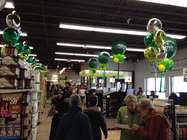 natures vaughan grand opening checkouts